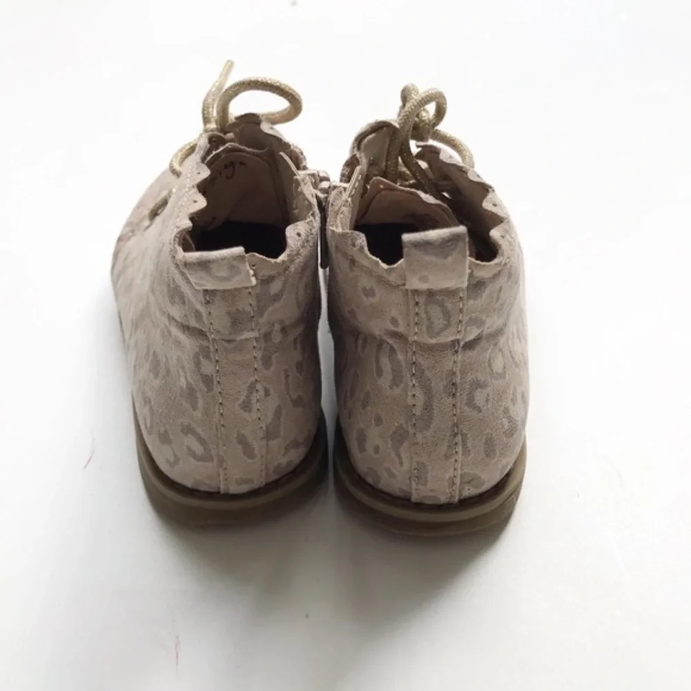 Babygap snow leopard print boots VGUC size 10